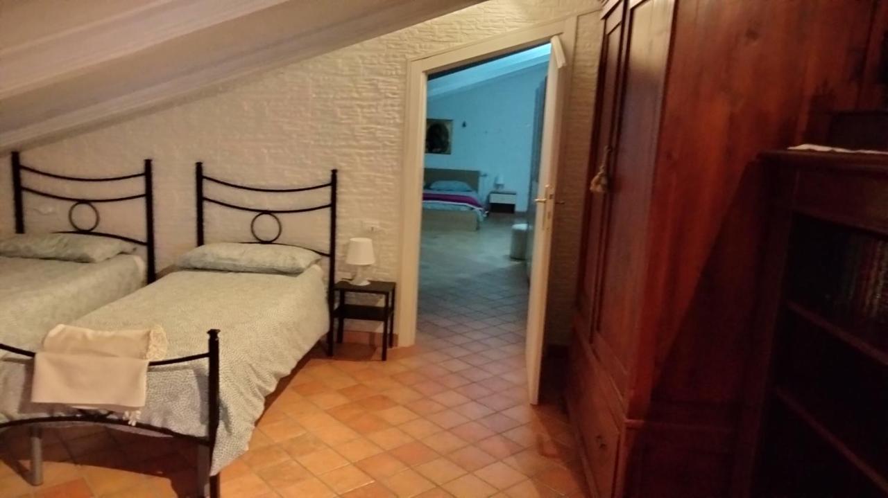 Mansarda Viti - Sguardo Su Frontone - Apartment Екстериор снимка